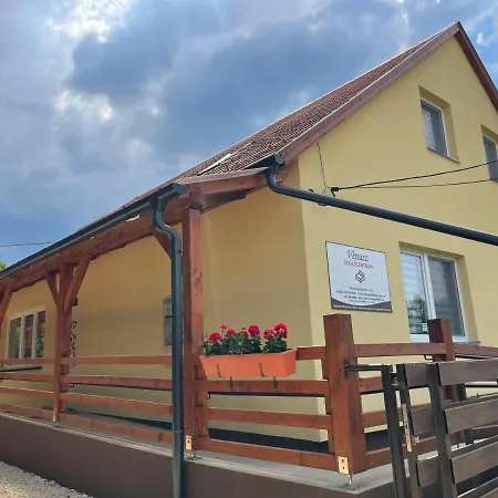 Venusz Ueduelocentrum Tiszacsege Exterior photo